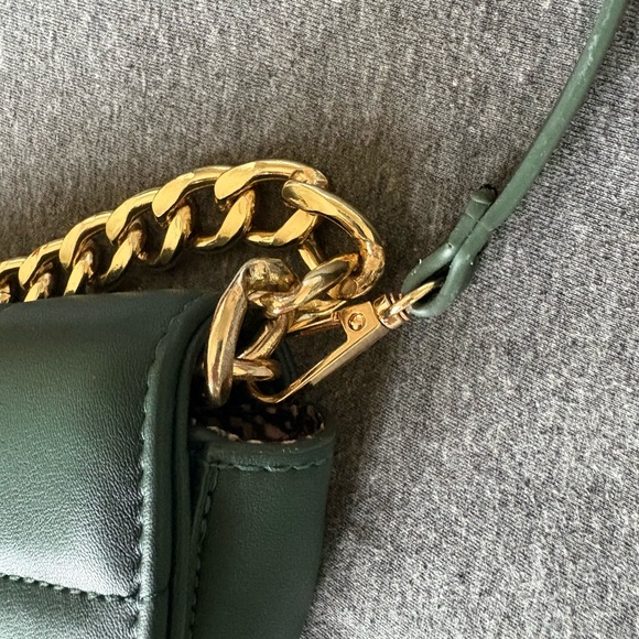 Green Purse - Picture 4 of 6